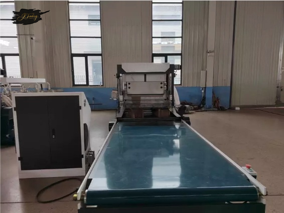 Corrugation Sheet Automatic Partition Assembler Machine for Packaging Machinery